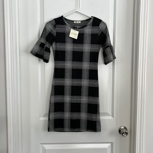 NWT Olivia Rae Plaid dress size small